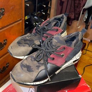 Steve Madden Arm green sneaker